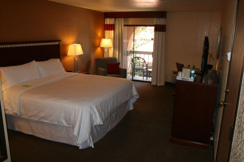 Four Points By Sheraton Tucson Airport Exteriér fotografie